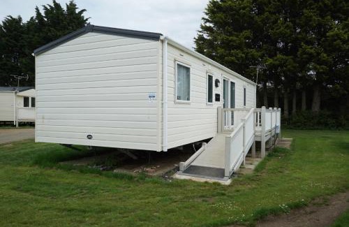 Heacham House | Heacham Golden Sunset Pets go Free linen included
