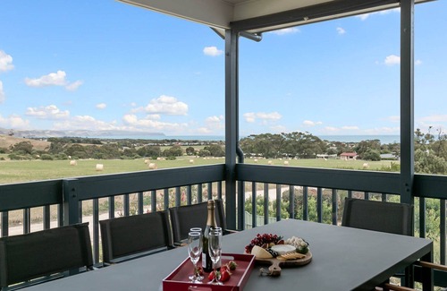 Carrickalinga House | Headland View - 22 Dorset Court