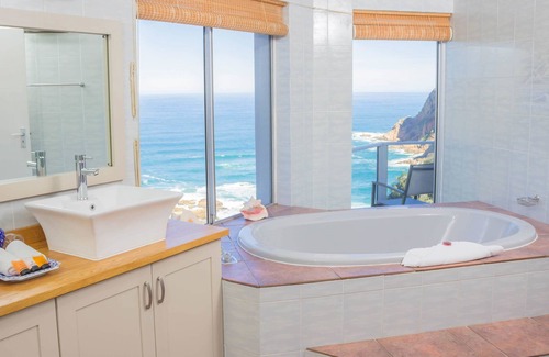 Knysna House | Headlands House Guest Lodge