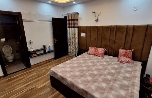 Mayapur Bed & Breakfast | Healing House Haridwar