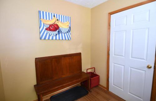 Berkeley Springs Ski Chalet | Healing House - Healing Escape