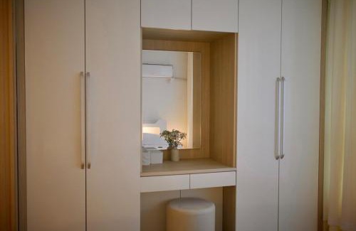 Jongno Apartment | Healing stay just 3 minutes on foot from Gwanghwamun, within walking distance to Myeongdong, Gyeongbokgung, and Insadong