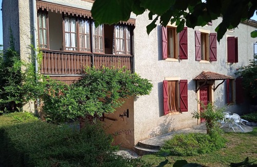 Estadens House | Healthy, WIFI and LINKY-free gîte in the heart of the central Pyrenees