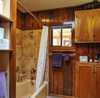 Tyrone Apartment | Heart and Wings Retreat Center