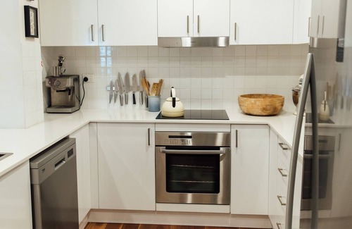 Avalon Beach Apartment | Heart of Avalon - 1 Bed Apartment