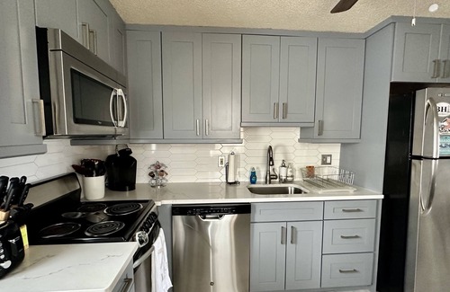 Beach Haven Condo | Heart of Beach Haven: 2 bed/2 full bath, newly renovated condo