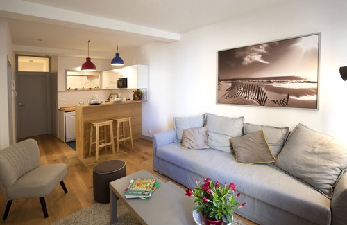 Saint-Michel Apartment | HEART OF BORDEAUX Cosy Apartment