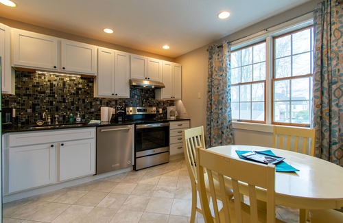 Bar Harbor House | Heart of Downtown Bar Harbor - fully airconditioned
