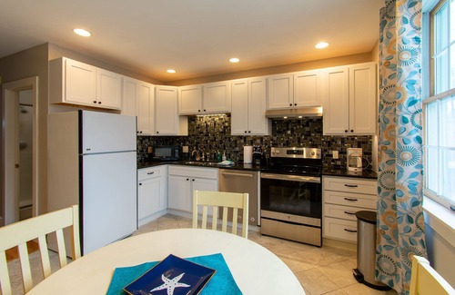 Bar Harbor House | Heart of Downtown Bar Harbor - fully airconditioned