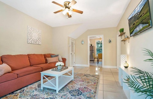 Downtown Historic District House | Heart of Downtown St. Aug, Roomy Duplex, Walk Everywhere!