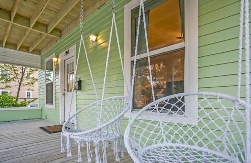 Downtown Historic District House | Heart of Downtown St. Aug, Roomy Duplex, Walk Everywhere!