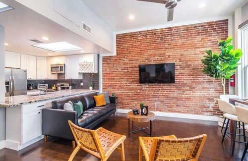 Gaslamp Quarter Apartment | Heart of Gaslamp Luxury Interior | 2BR + Sleeps 5!