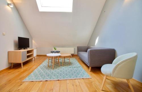 Quartier du Centre - Centrumwijk Apartment | Heart of Grand Place - Stunning 2BR Duplex