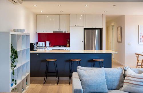 Hampton Apartment | Heart of Hampton by the Beach
