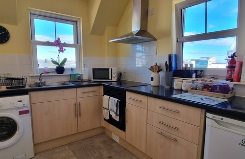 Inverness City Centre Apartment | HEART OF INVERNESS MODERN APARTMENT