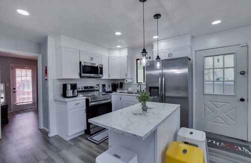 Tobyhanna House | Heart of Poconos Family Home w/Game Room