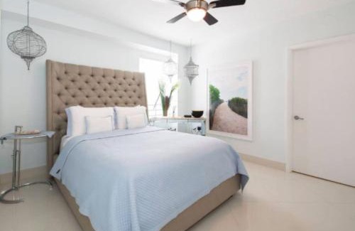 South Beach Apartment | Heart of South Beach/Modern Apartment/Ocean Drive - Carlyle