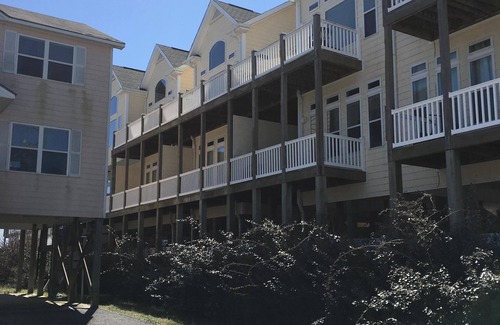 Surf City House | Heart of Surf City