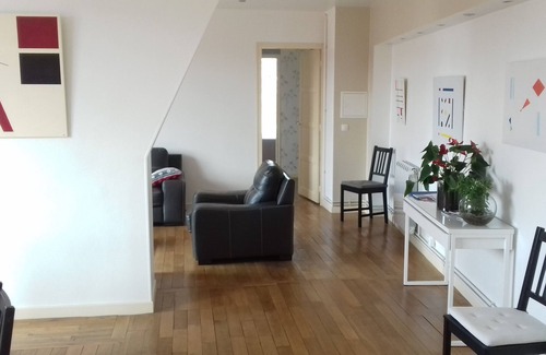 Centre Ville Apartment | Heart of the city. Hyper center. Beds made, linen provided, slippers offered