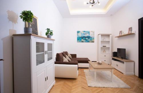 Brasov City Centre Apartment | Heart of the city