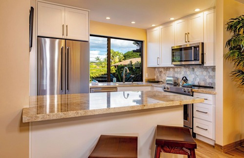 Wailea Condo | Heart of Wailea, Remodeled Kitchen and AC! Ekahi 45A