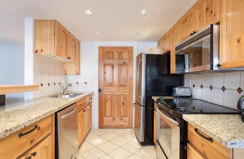 Village North House | Heart of Whistler Village. Walk to everything. Luxurious and newly renovated.