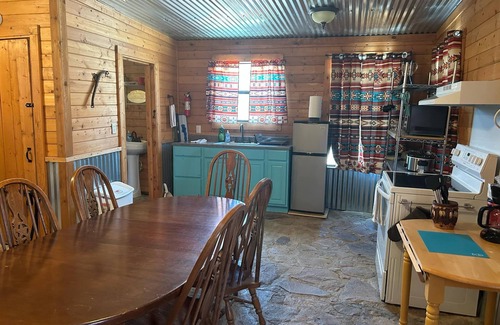 Alpine Cabin | Heart Valley Cabin, Rustic Cabin w/bunks for six