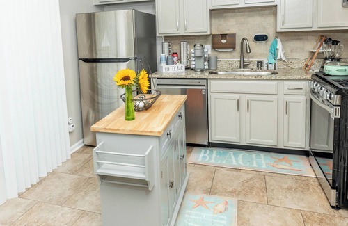 North Raleigh Condo | HeartBeach Home w/ Peloton Pool Parks & Trails