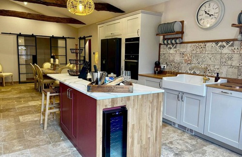 Saint-Andre-et-Appelles House | Heated pool, family friendly, stylish, convenient