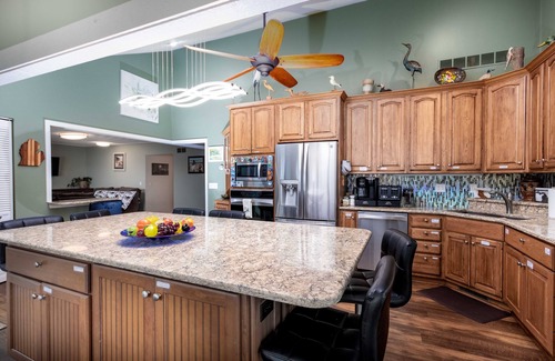 Delton House | Heated Indoor Pool & Court on Crooked Lake