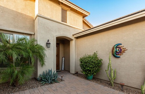 San Tan Valley House | Heated Pool! 2 King Bedrooms Perfect for Sharing! 30 Night min.