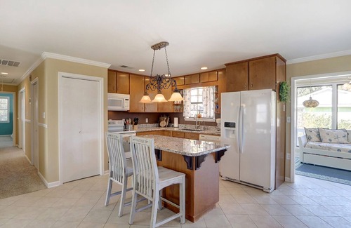 Tybee Island Condo | Heated Pool Access | 5*Clean | Flex Cancelation