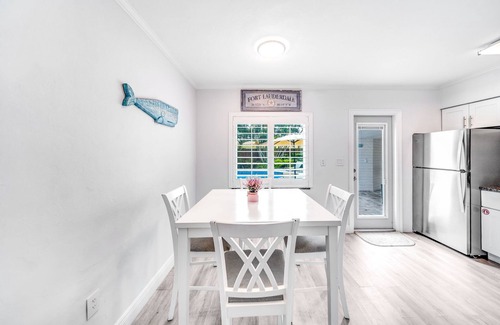 East Fort Lauderdale House | Heated Pool! Close To Beach+Restaurants & Shops!