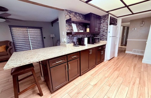 Biggs Field House | Heated pool, Family Home,3BDR 2BT/Cielovista Mall