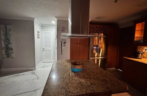 Tamiami House | Heated Pool & Full House
