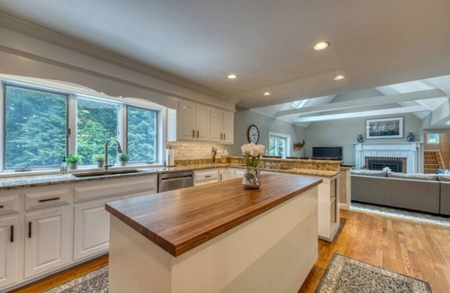 Kennebunkport House | Heated Pool! Gorgeous Home and a Short Drive to Downtown Kennebunkport & Beaches