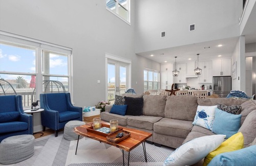 Jamaica Beach House | Heated Pool & Hot Tub | 5 Beds | Pets | Boat Slip