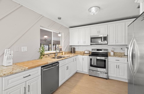 Tampa House | Heated Pool House walk from stadium