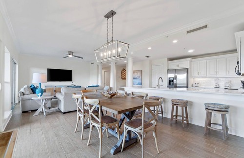 Santa Rosa Beach Condo | Heated Pool! Pickleball and Tennis! Private Boardwalk to Beach!nnn