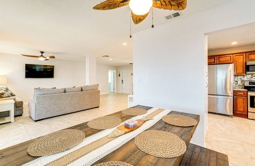 Port Charlotte - Charlotte Harbor House | Heated Pool & Private Dock: Home in Port Charlotte