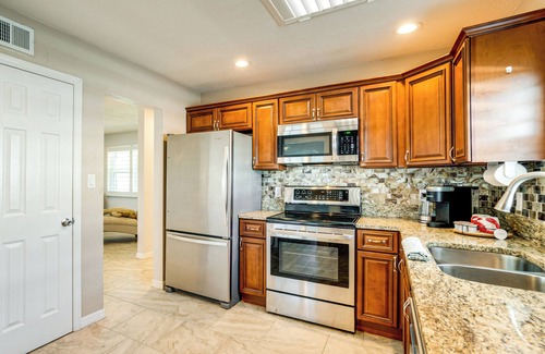 Port Charlotte - Charlotte Harbor House | Heated Pool & Private Dock: Home in Port Charlotte