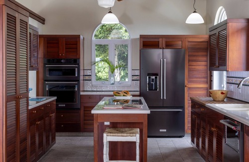 Maho Bay Quarter Villa | Heated Pool & Solar Back-Up! Family-Friendly Home Moments to Maho Beach!