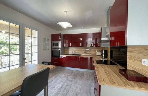 Orgnac-l'Aven House | Heated Pool Villa for 6 with Wifi, BBQ, and Pet-Friendly