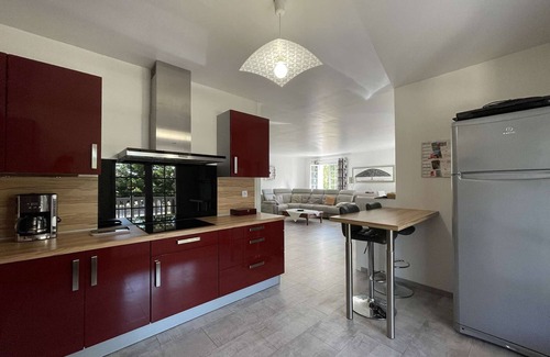 Orgnac-l'Aven House | Heated Pool Villa for 6 with Wifi, BBQ, and Pet-Friendly