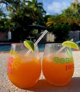 Cutler Bay Villa | heated pool village Boat Parking WiFi BBQ family getaway