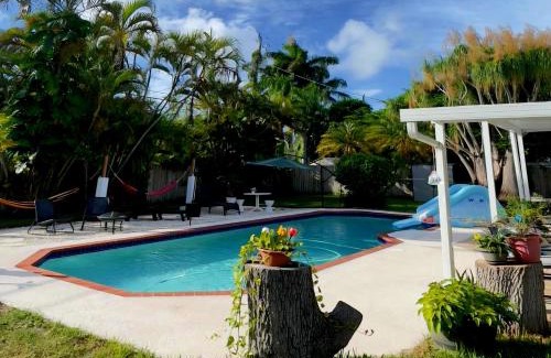 Cutler Bay Villa | heated pool village Boat Parking WiFi BBQ family getaway