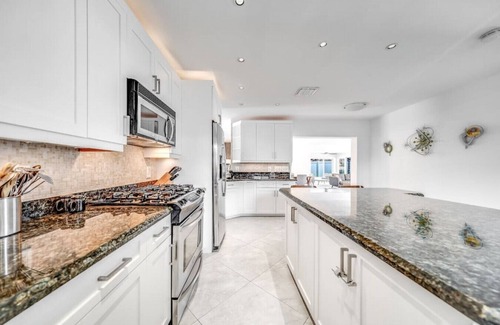 Garden Isles House | Heated Pool! Waterfront+Kayaks! 1 Mile To Beach!