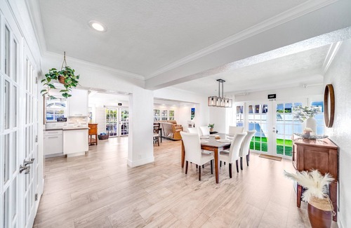 Garden Isles House | Heated Pool! Waterfront+Kayak! Close 2 Beach!