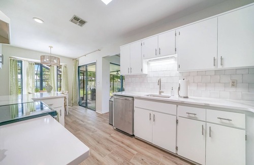 Vero Beach South House | Heated Private Pool, 5 Miles to Beach. Colorful, bright family-sized home.