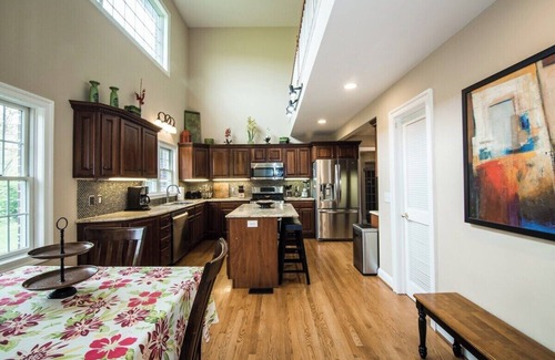 Keezletown House | Heated Salt water pool & hot tub on 2.5 Acres